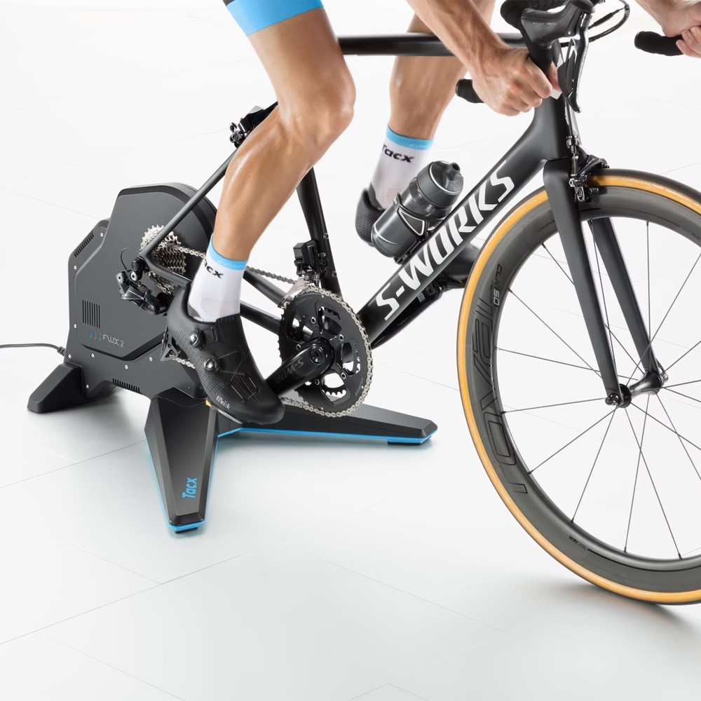 Велостанок Tacx FLUX 2 Smart Trainer — купить велосипедный станок 🚴‍♂️ по  выгодной цене в магазине Спорт Лайф