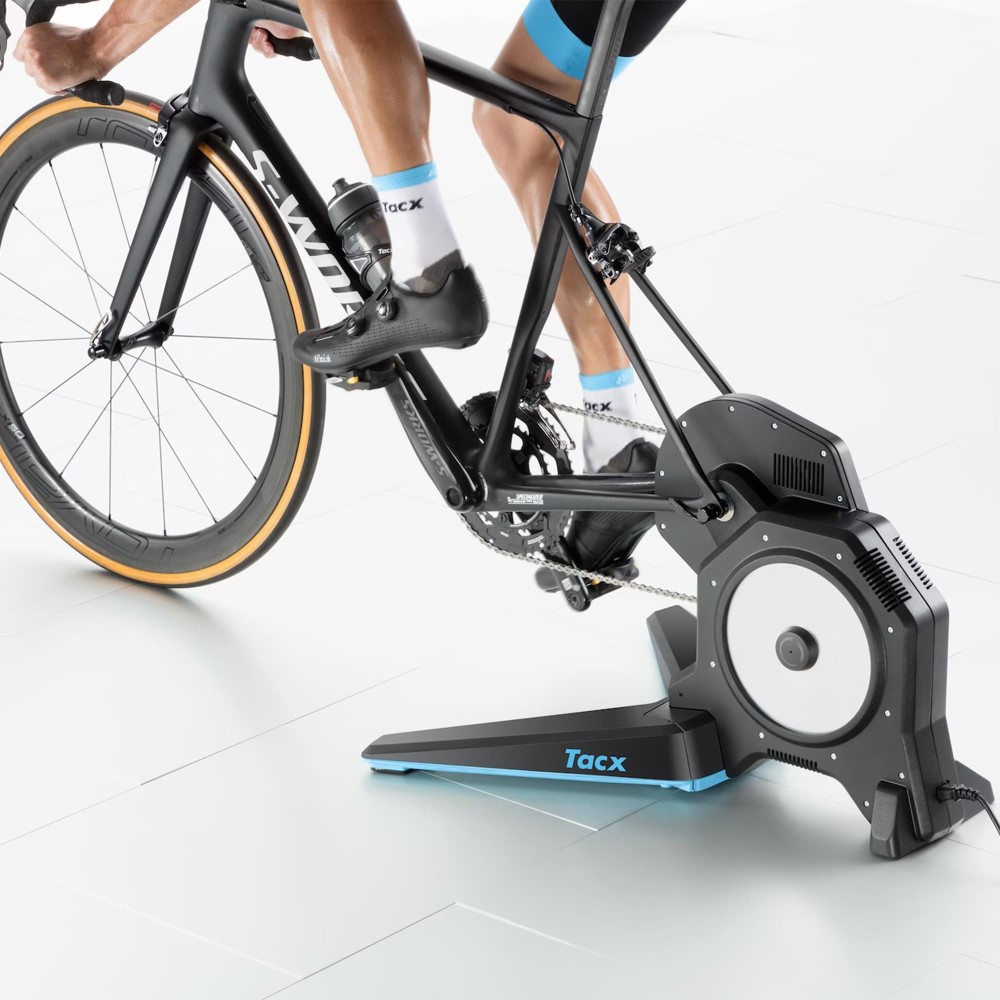 Велостанок Tacx FLUX 2 Smart Trainer — купить велосипедный станок 🚴‍♂️ по  выгодной цене в магазине Спорт Лайф