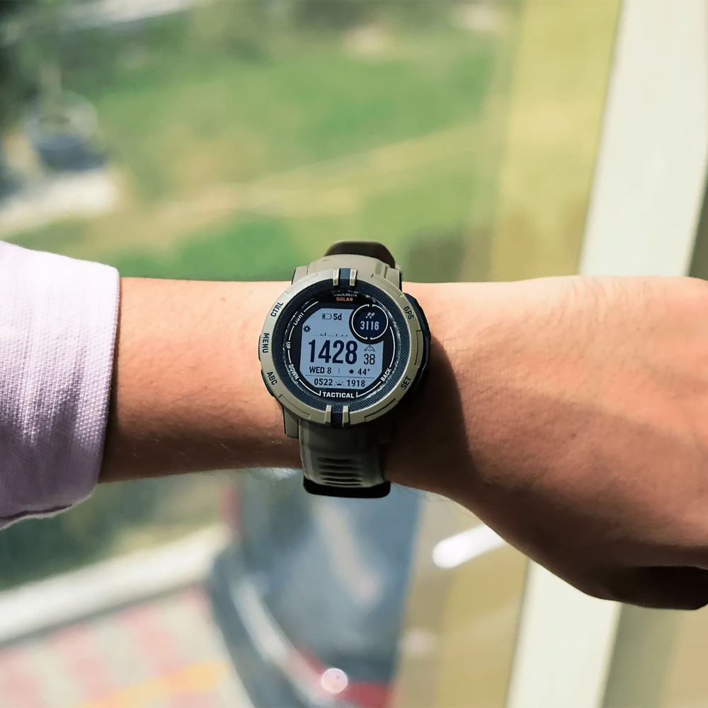 Garmin Instinct 2 Solar Tactical Edition Coyote Tan — купить смарт-часы ⌚  для спорта по выгодной цене в магазине Спорт Лайф