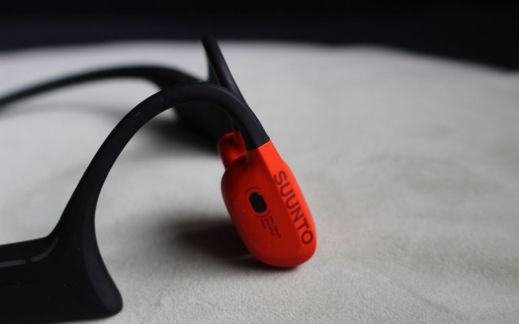 Suunto Wing 2 Coral Orange красно-чёрные