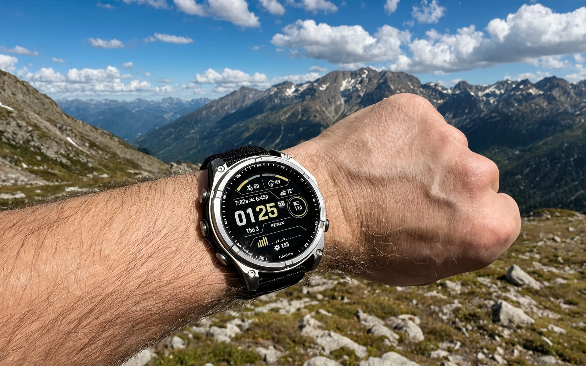 Garmin Fenix 8 Solar Sapphire флагман спортивных часов 2026